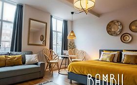 Bambu Kitchen & Bar - Hotel Restaurant